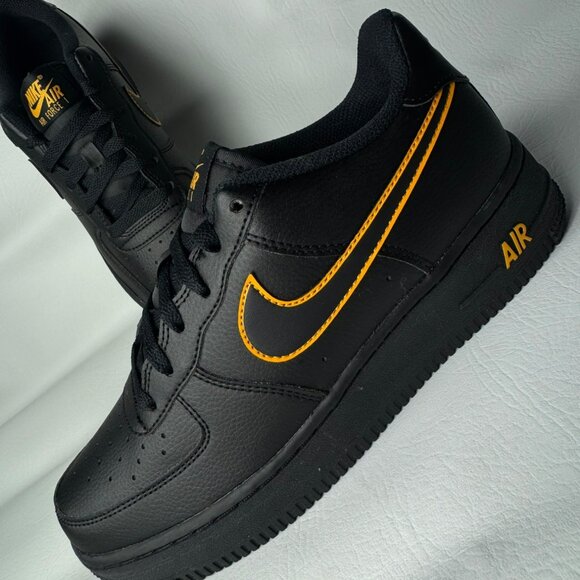 H92 - SIZE 6Y / 7.5 WOMENS NIKE AIR FORCE 1 BLACK/ SUNDIAL IF6158 001 - Picture 3 of 10